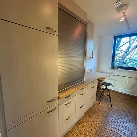 Airy Central Flat For Business City Trips Messe