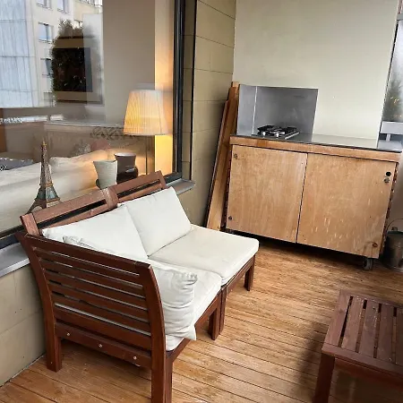 Airy Central Flat For Business City Trips Messe Апартаменты